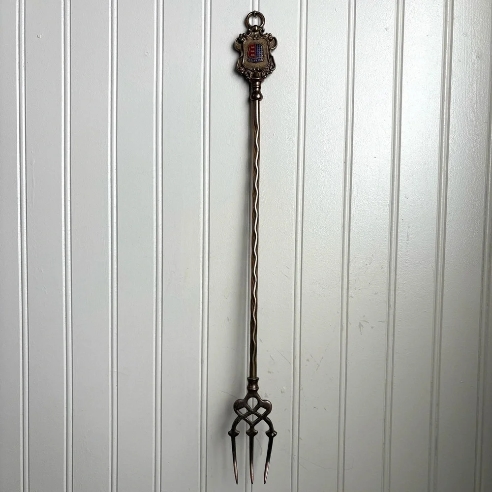 Vintage Peerage Brass Toasting Fork Fireplace Hearth Kitchen Wall Decor Stamford